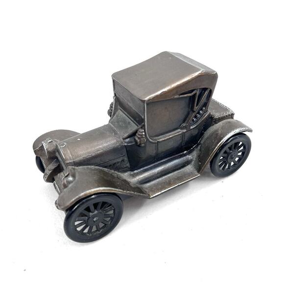 Lot Of 3 Vintage Banthrico Steam Train, Chevy, Oldsmobile Metal Coin Banks - Picture 5 of 13